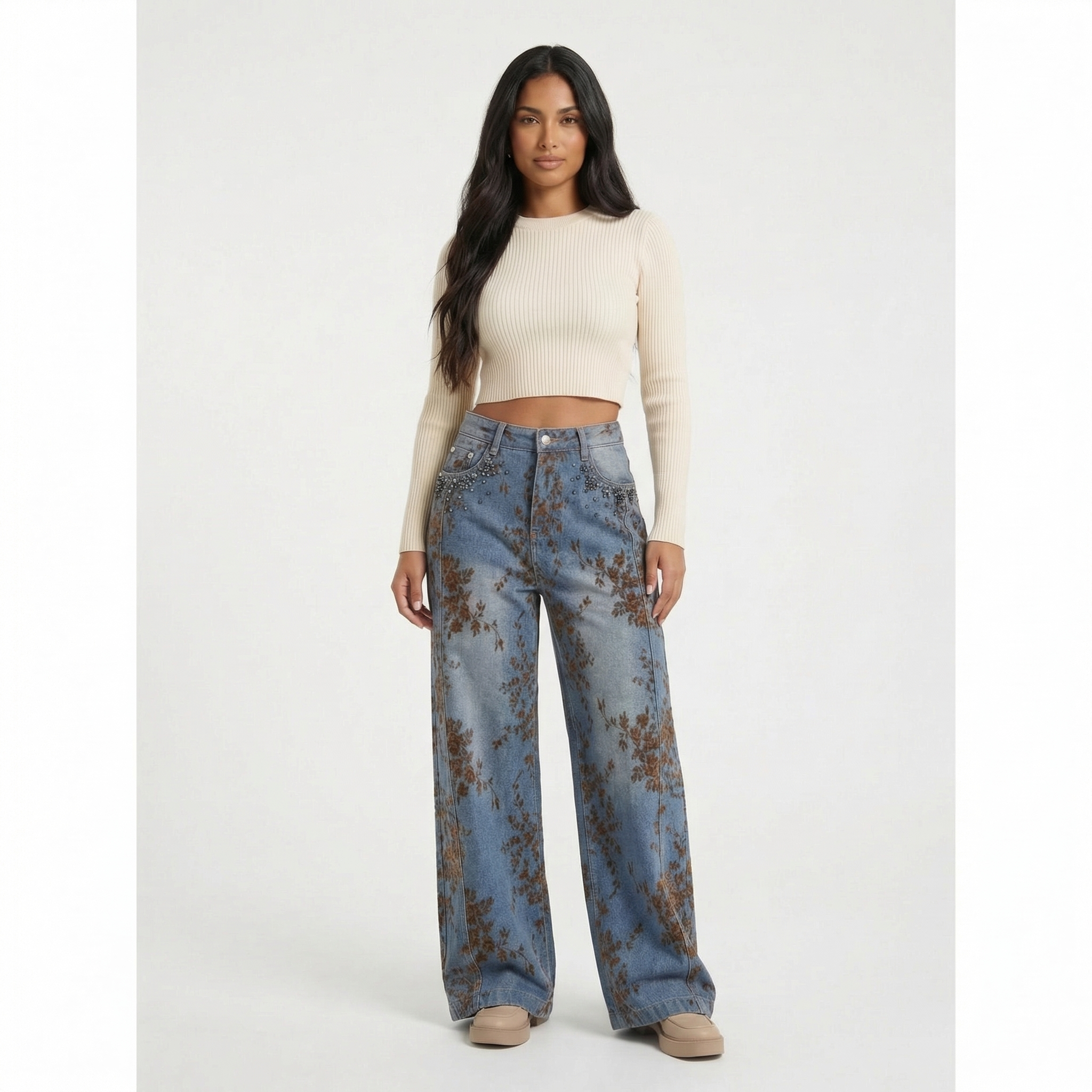 Pantaloni Wide-Leg Denim Florali - Pe Model